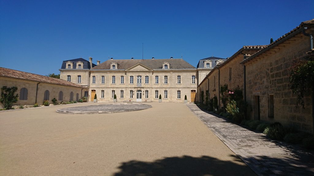 La cour de Château Soutard